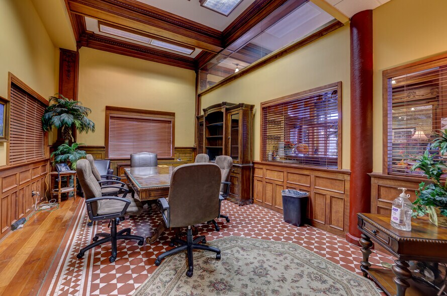 More Photos Of 128 S Tejon St, Colorado Springs Office For Lease