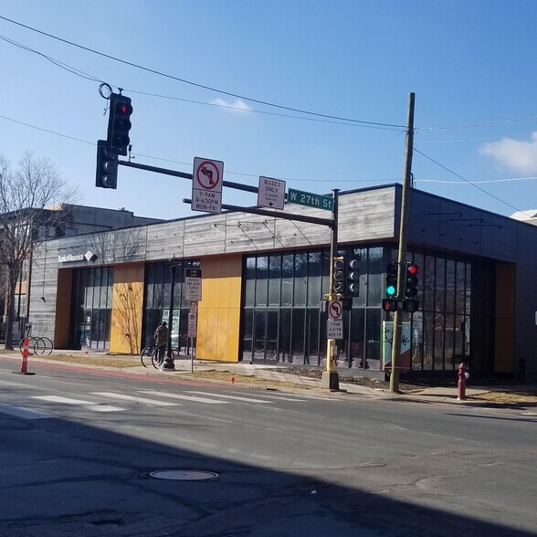 More Photos Of 2700 Hennepin Ave, Minneapolis Freestanding For Lease