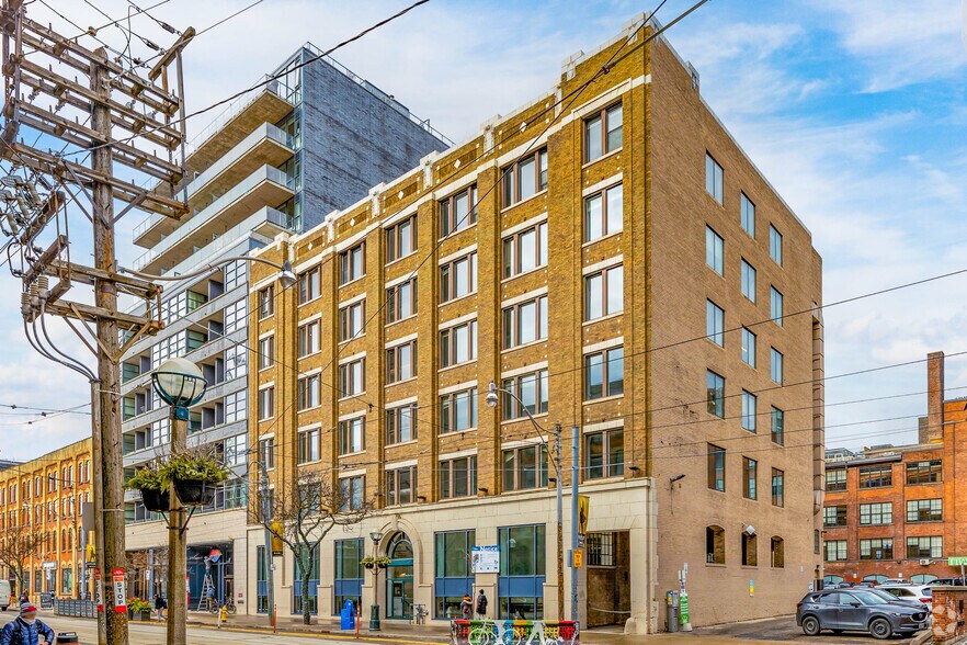 More Photos Of 468 King St W, Toronto Office For Lease