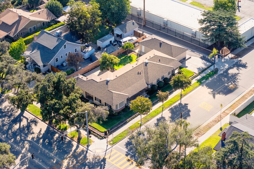 More Photos Of 1047 N San Gabriel Ave, Azusa Apartments For Sale