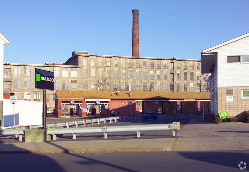 More Photos Of 950 Broadway, Fall River Carwash For Sale