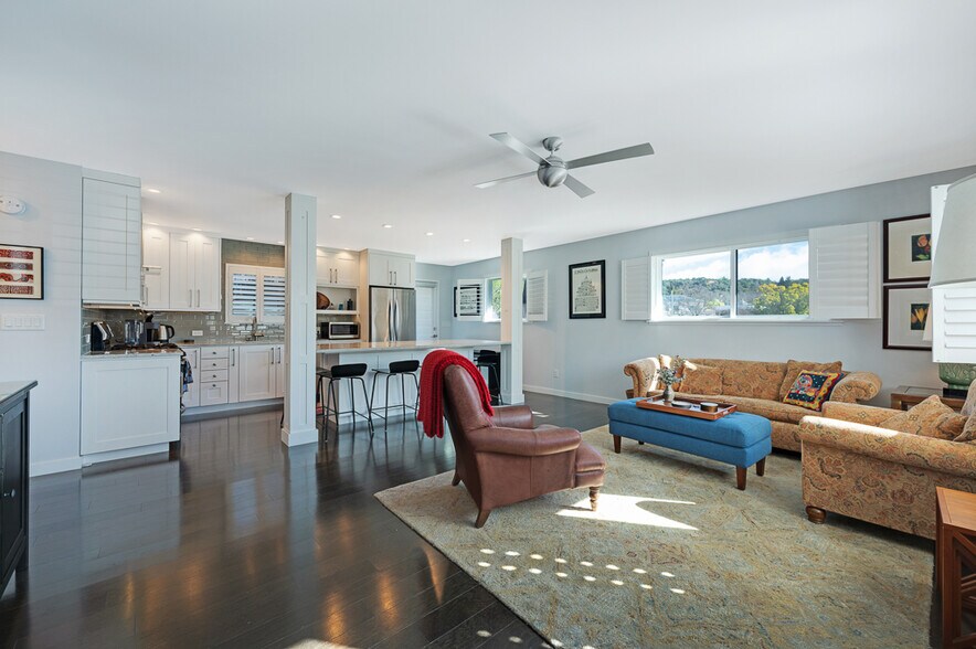 More Photos Of 1311 Prentice Dr, Healdsburg Multifamily For Sale