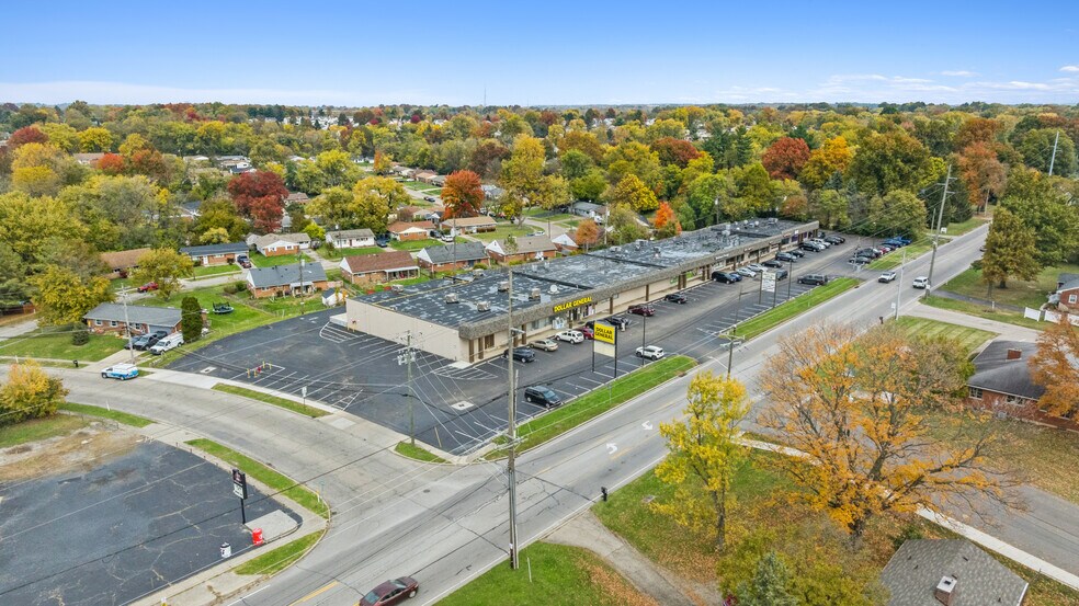 More Photos Of 3100-3130 Springdale Rd, Cincinnati Storefront For Sale