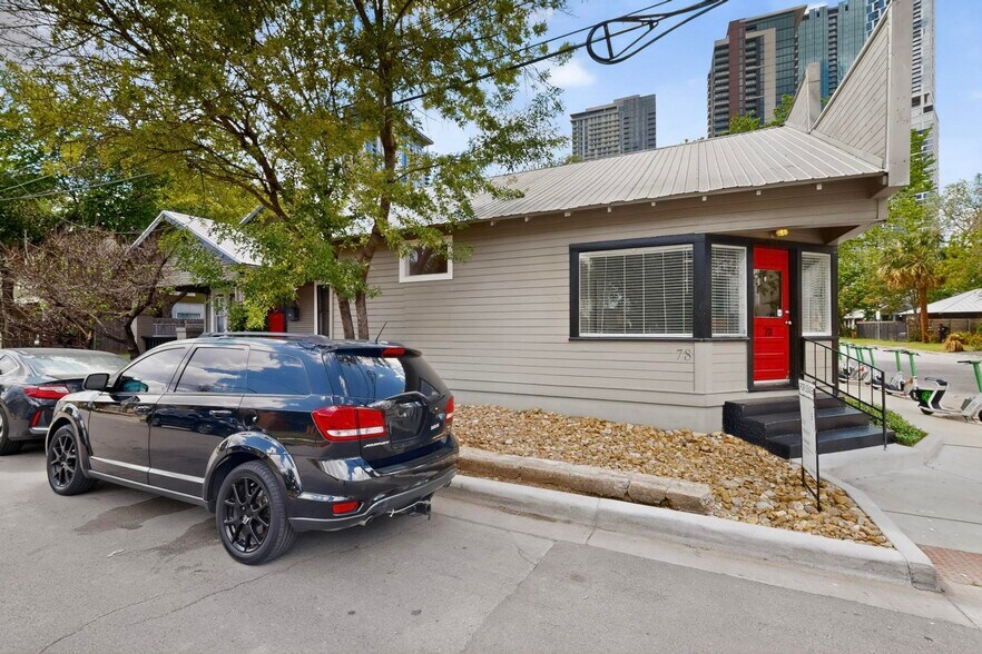 More Photos Of 78 San Marcos St, Austin Office Residential For Lease