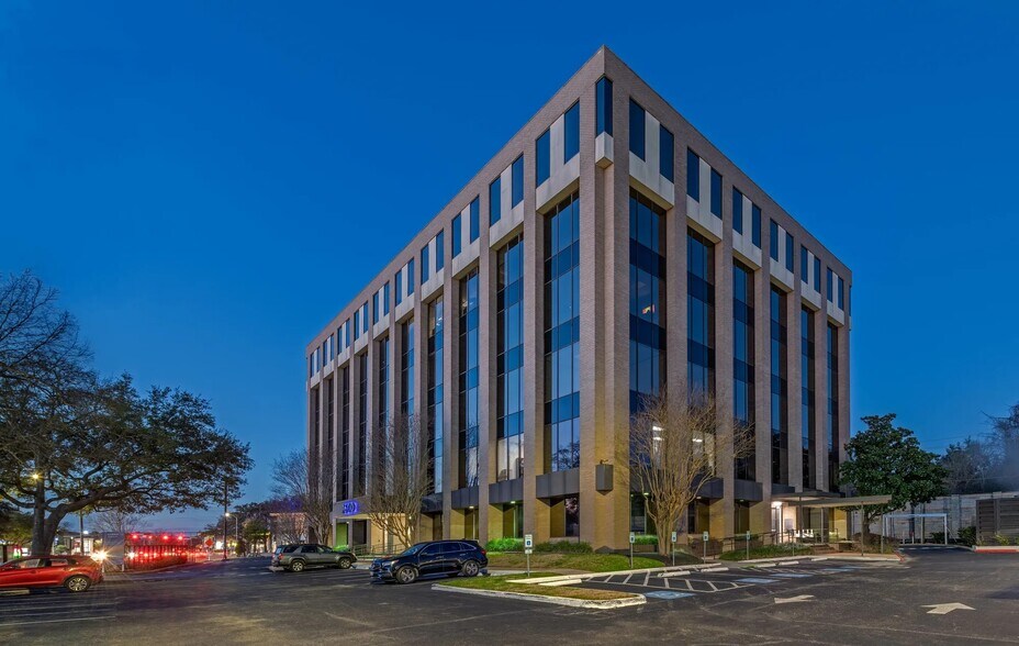 More Photos Of 2600 S Gessner Rd, Houston Office For Lease
