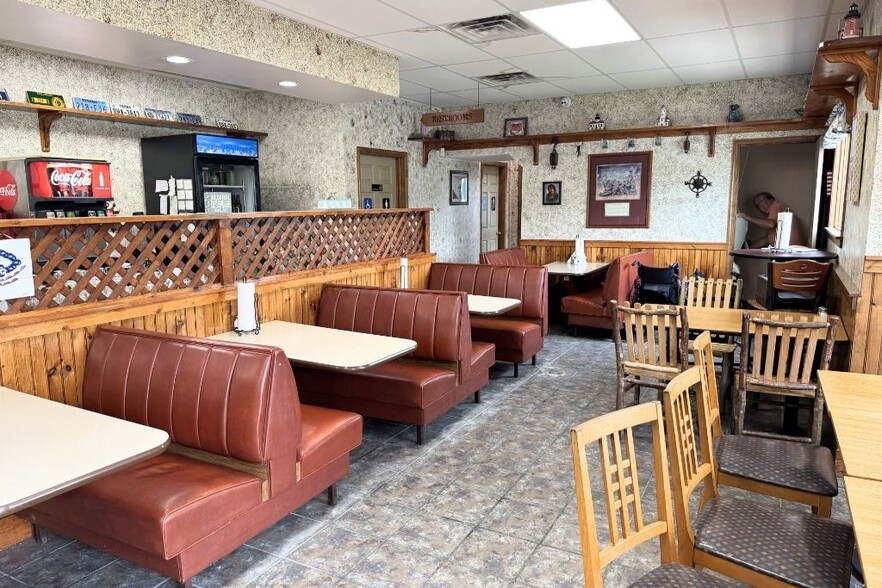 More Photos Of 107 5th St, Delaware City Restaurant For Sale