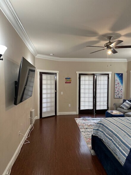 More Photos Of 1025 Locust Ave, Long Beach Apartments For Sale