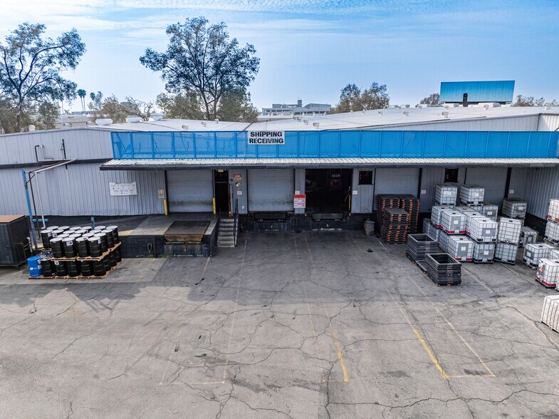 More Photos Of 1061 W 5th St, Azusa Warehouse For Sale