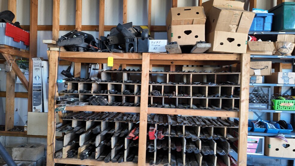 Primary Photo Of 2700 Ridgedale rd, Ridgedale Industrial For Sale