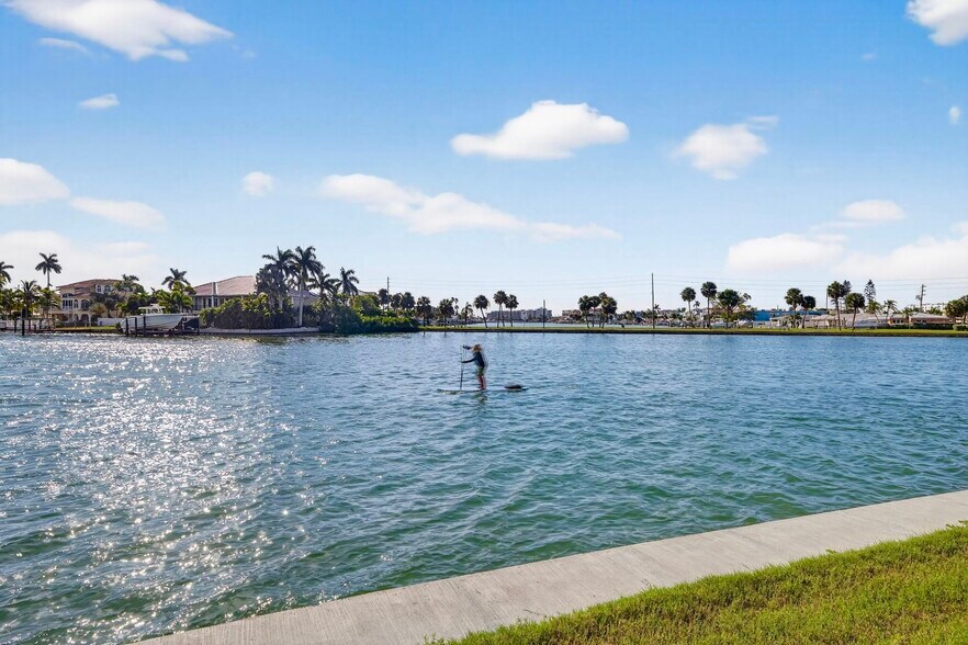 More Photos Of 275 116th Ave, Treasure Island Apartments For Sale