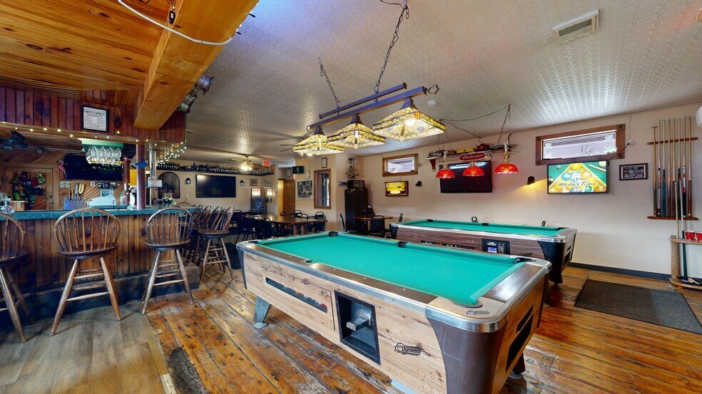 More Photos Of 695 Lisbon St, Lisbon Restaurant For Sale