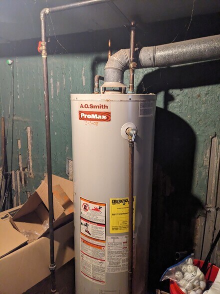 More Photos Of 485-487 Front St, Berea Office Residential For Sale