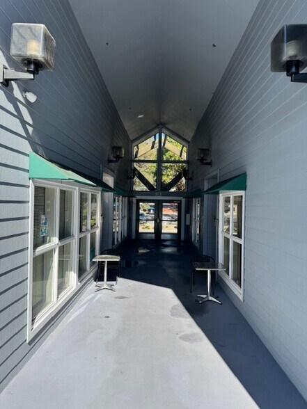 More Photos Of 652 Petaluma Ave, Sebastopol Medical For Lease