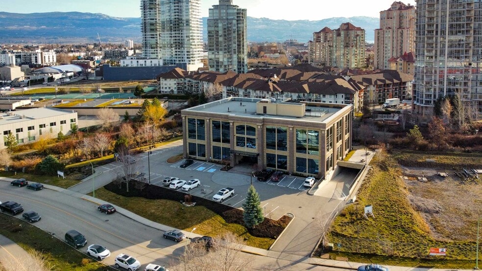 More Photos Of 1060 Manhattan Dr, Kelowna Office For Lease
