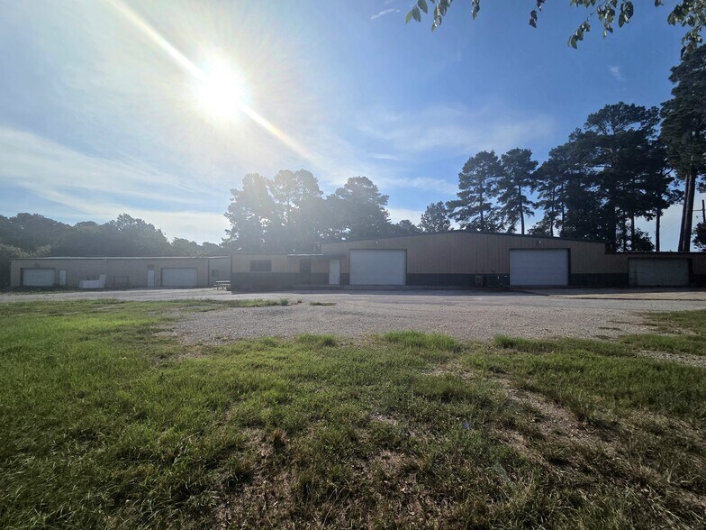More Photos Of 2745 Interstate 45 S, New Waverly Manufacturing For Lease