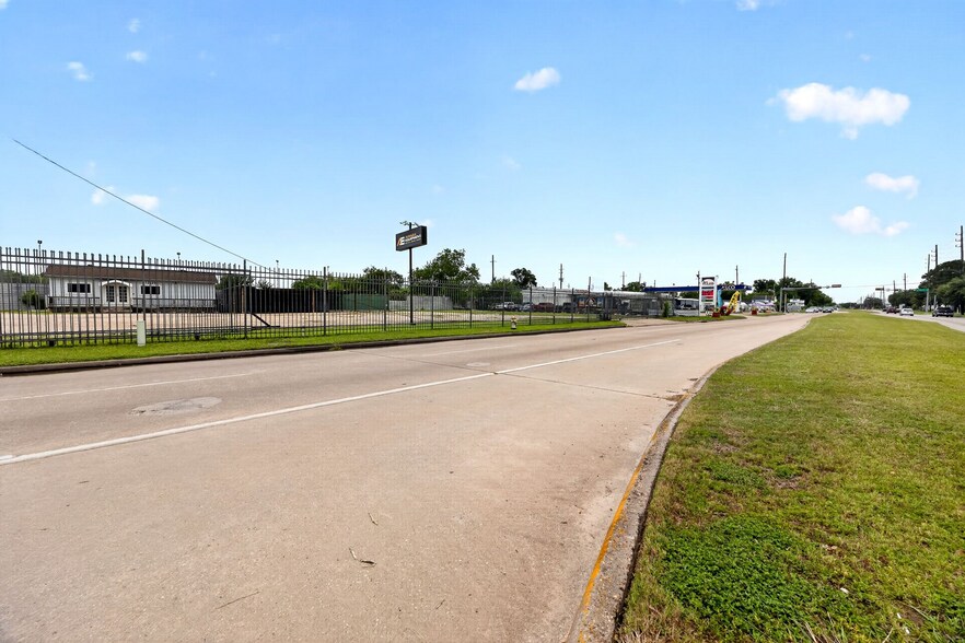 More Photos Of 12222 N Houston Rosslyn Rd, Houston Land For Lease