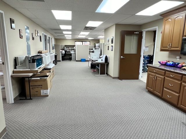 More Photos Of 4416 74th St, Lubbock Office For Sale