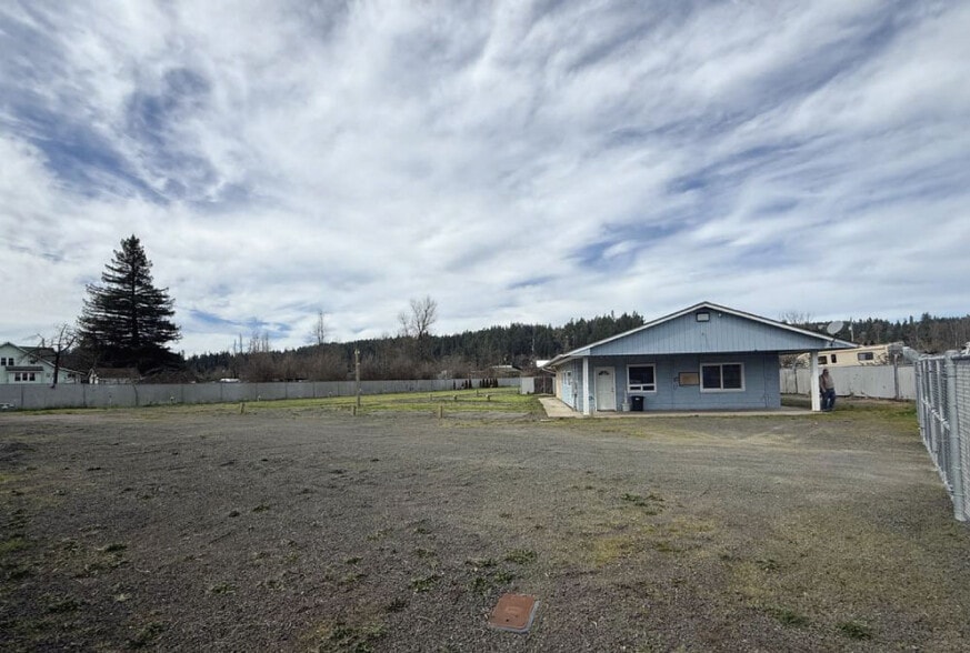 Primary Photo Of 2205 Highway 99, Cottage Grove Industrial For Sale