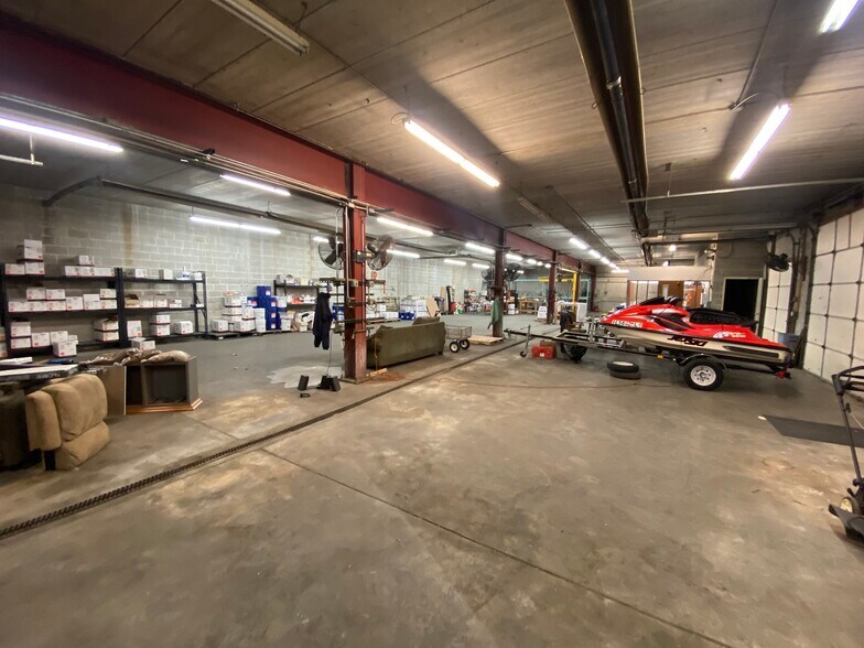 More Photos Of 21 N 12th St, Belleville Industrial For Sale