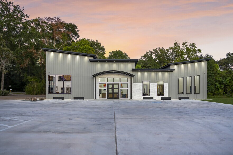 More Photos Of 2001 Tulane Dr, Lufkin Medical For Sale