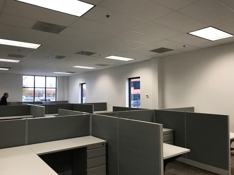 More Photos Of 6855 Deerpath Rd, Elkridge Office For Lease