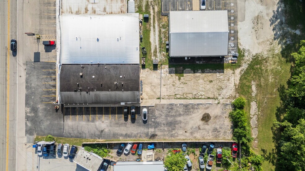 More Photos Of 605 W Baltimore St, Wilmington Storefront For Sale