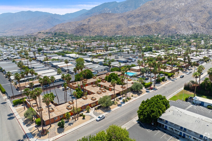 More Photos Of 495 Twin Palms Dr, Palm Springs Apartments For Sale