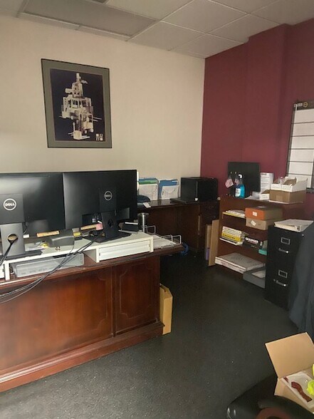 More Photos Of 4495 36th St, Orlando Warehouse For Lease