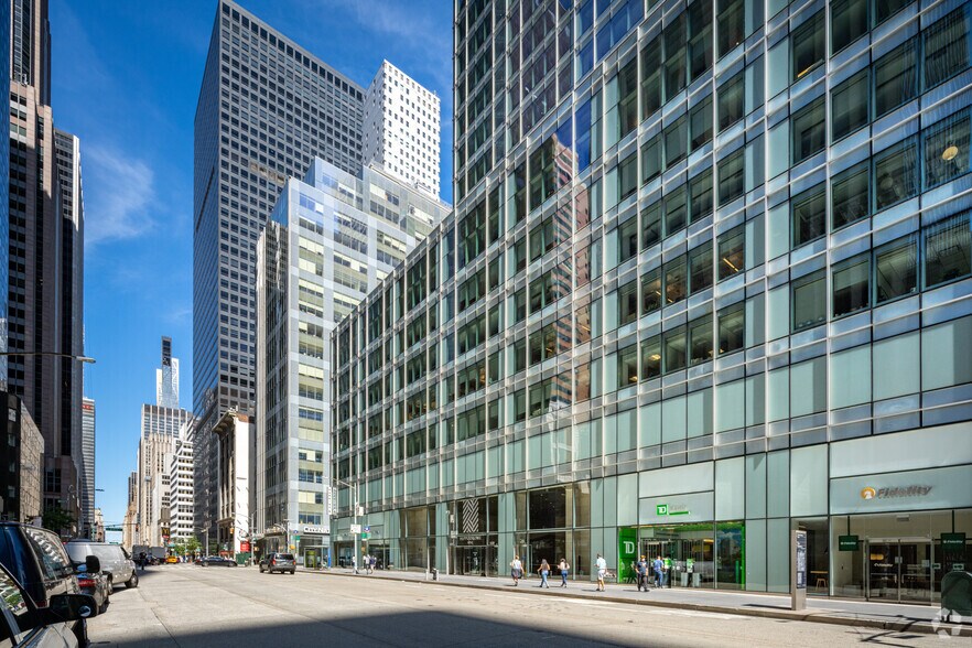 More Photos Of 1120 Avenue of the Americas, New York Office For Lease