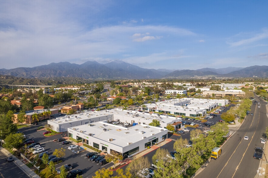 More Photos Of 29821 Aventura, Rancho Santa Margarita Storefront For Lease