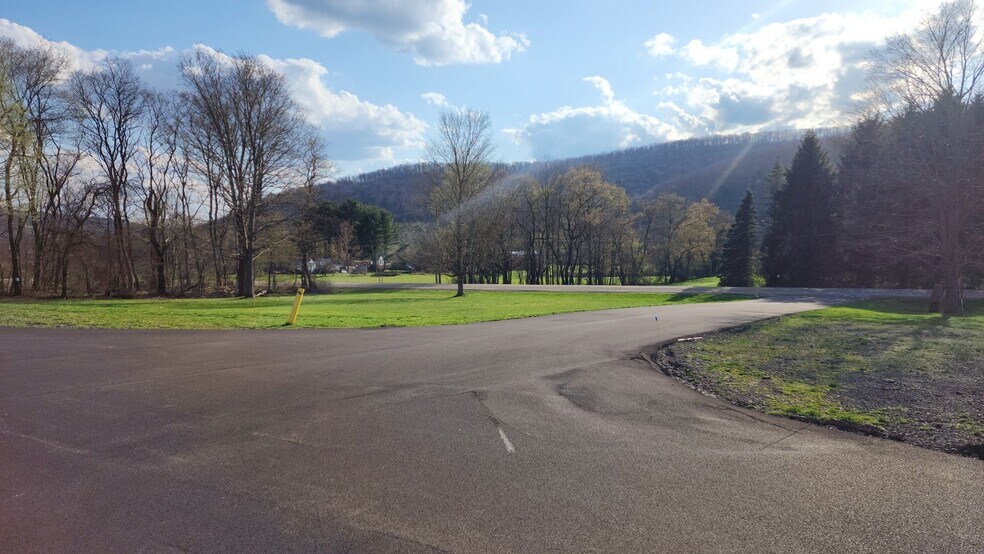 More Photos Of 4250 N State St, Salamanca Freestanding For Sale