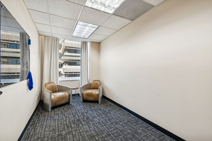 More Photos Of 707 N Franklin St, Tampa Office For Sale