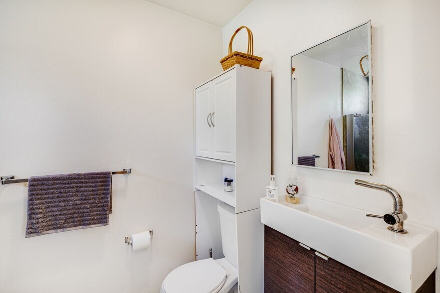 More Photos Of 1139 Lincoln Ave, Calistoga Hospitality For Sale