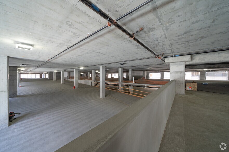 More Photos Of 166 N Rollins Rd, Millbrae Office For Lease