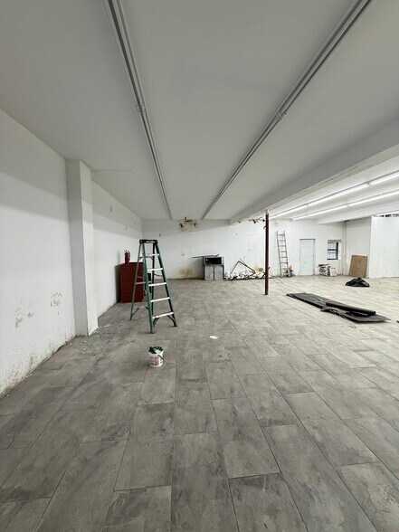 More Photos Of 201-205 Broad St, Staten Island Storefront For Lease