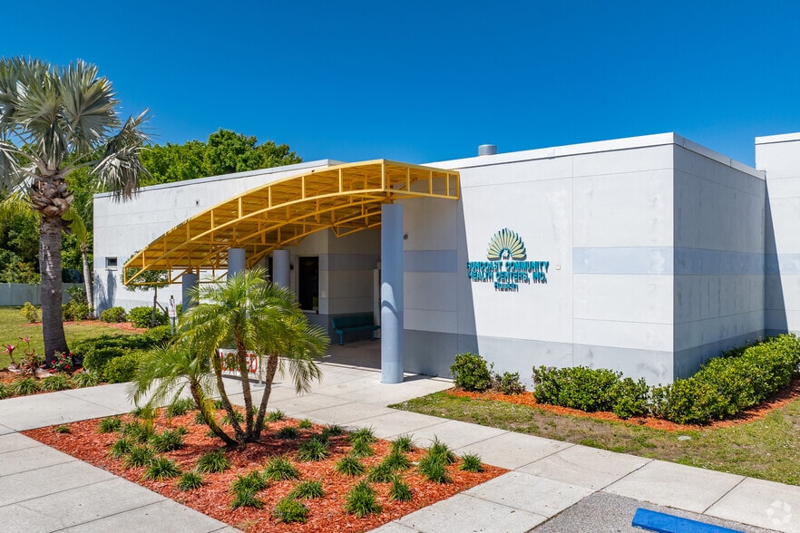Primary Photo Of 2814 14th Ave SE, Ruskin Healthcare For Sale