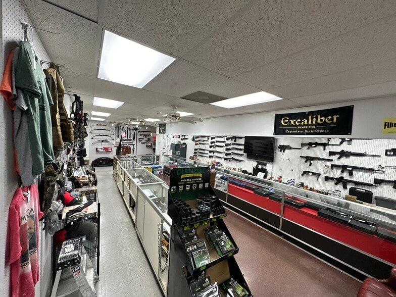 More Photos Of 844 S Florida Ave, Lakeland Freestanding For Sale