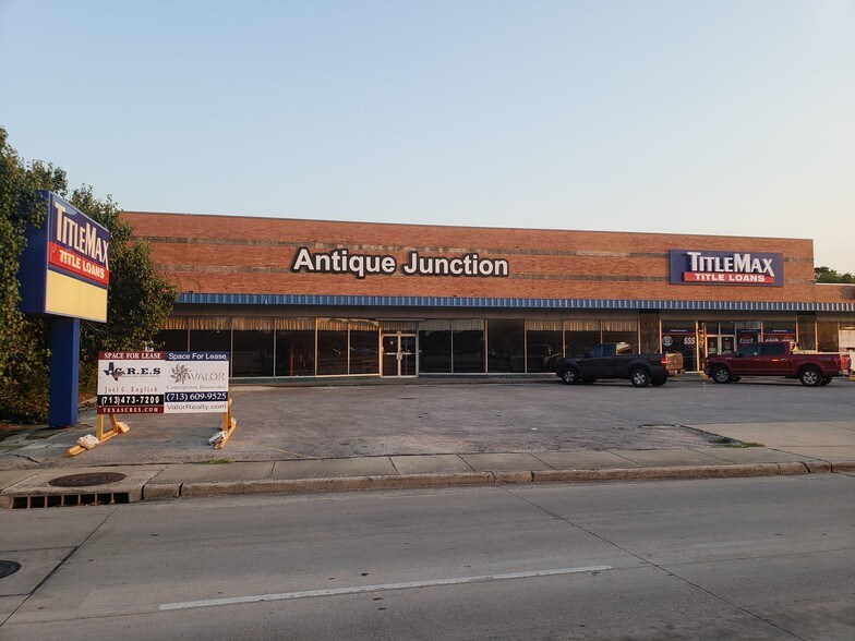 More Photos Of 111-121 W Southmore Ave, Pasadena Unknown For Lease