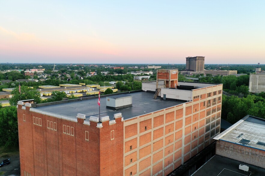 More Photos Of 2030 Howard St, Detroit Warehouse For Sale