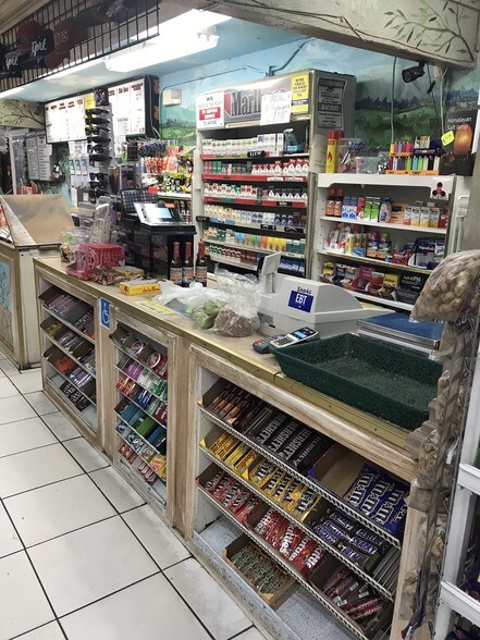 More Photos Of 17941 Grand Ave, Lake Elsinore Convenience Store For Lease