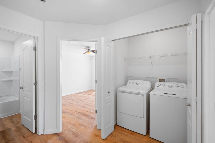 More Photos Of 101-103 Whitsell Way, Granite City Apartments For Sale