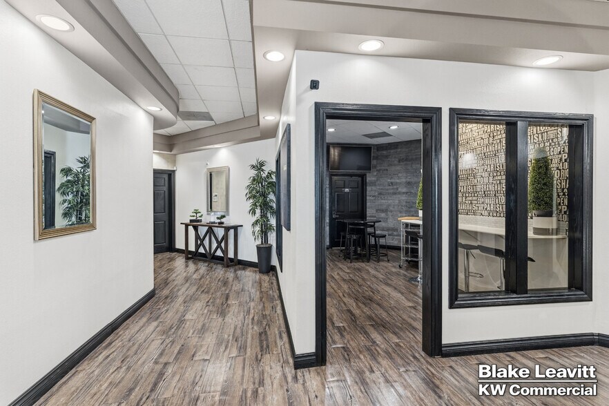 More Photos Of 5844 S Pecos Rd, Las Vegas Medical For Sale