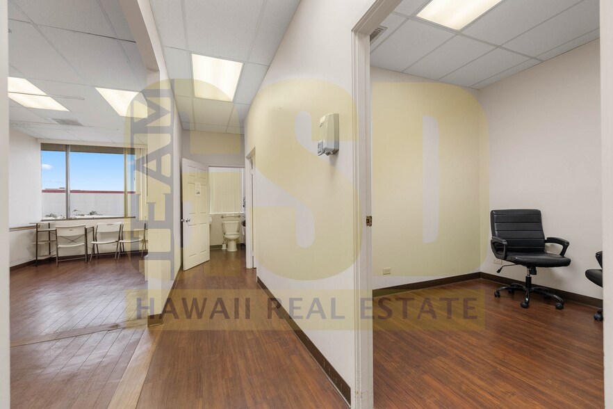 More Photos Of 98-1247 Kaahumanu St, Aiea Office For Sale