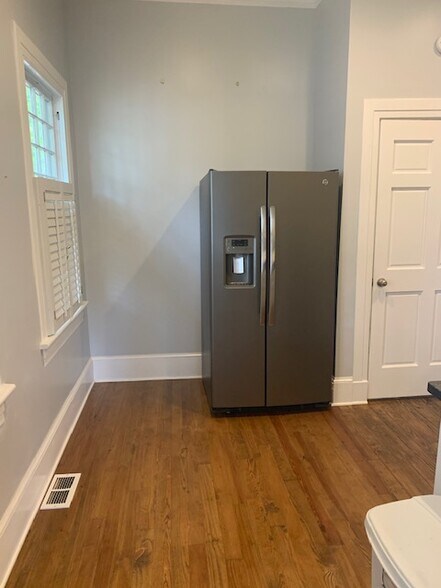 More Photos Of 173 Pierce Ave, Macon-Bibb Office Residential For Lease