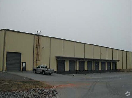 More Photos Of 6240 Clementine Dr, Clemmons Warehouse For Lease