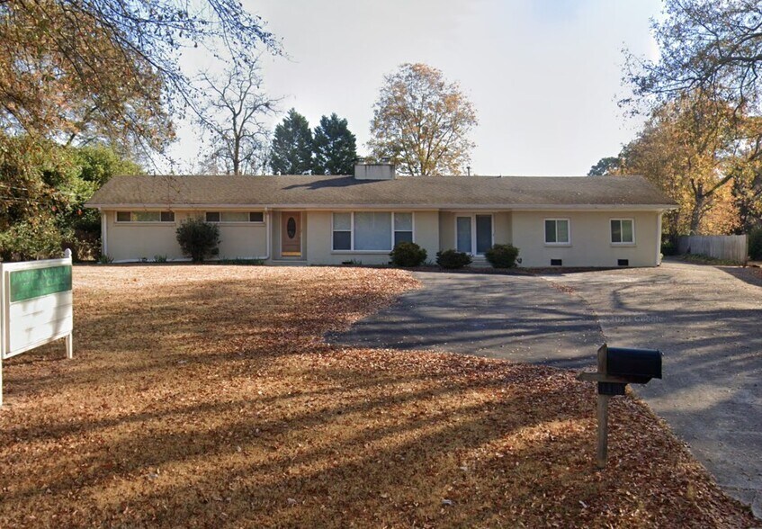 More Photos Of 1489 Slaughter Rd, Madison Office For Sale