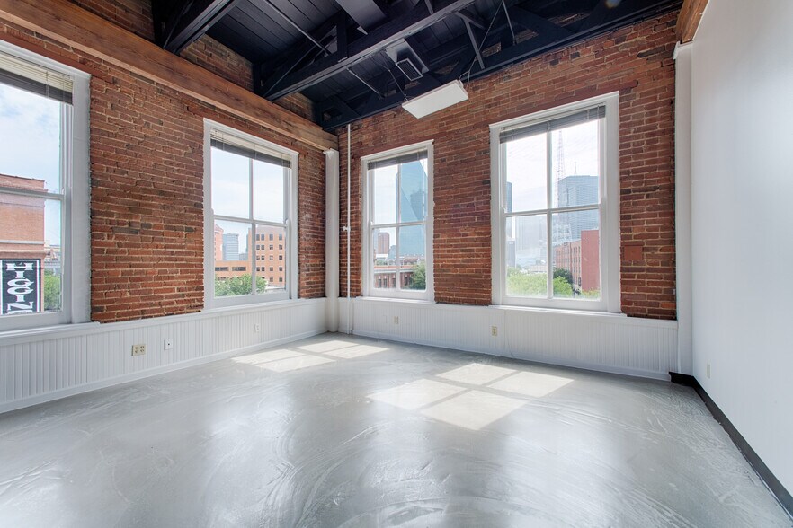 More Photos Of 311 N Market St, Dallas Loft Creative Space For Lease