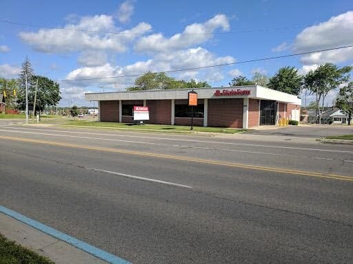 More Photos Of 1510 W Court St, Flint Medical For Lease