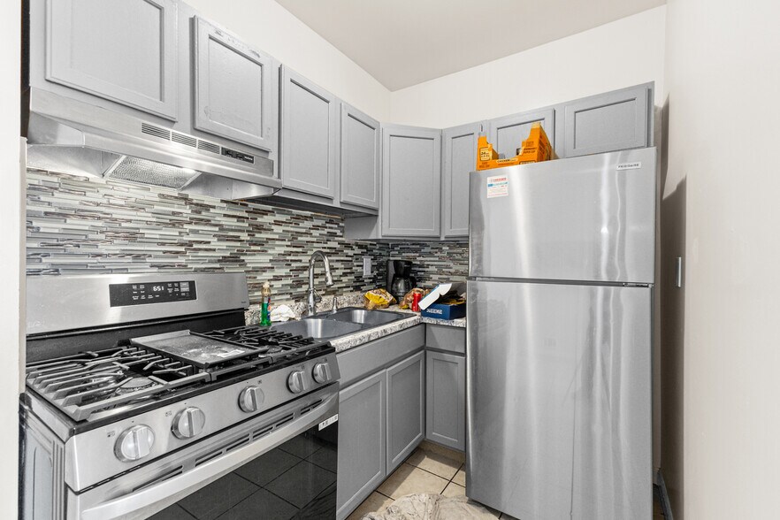 More Photos Of 13660 Ohio St, Detroit Apartments For Sale