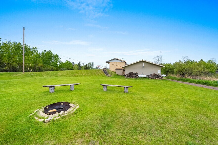 More Photos Of W11466 US Hwy 8, Dunbar Restaurant For Sale